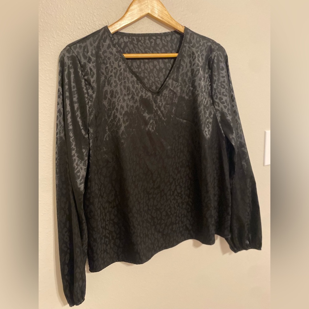 SHEIN Elegant Black Leopard Print Women's long sleeve Top